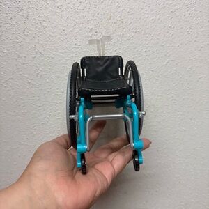 Barbie Doll Wheel Chair Fashionistas Doll Black & blue Toy Mattel